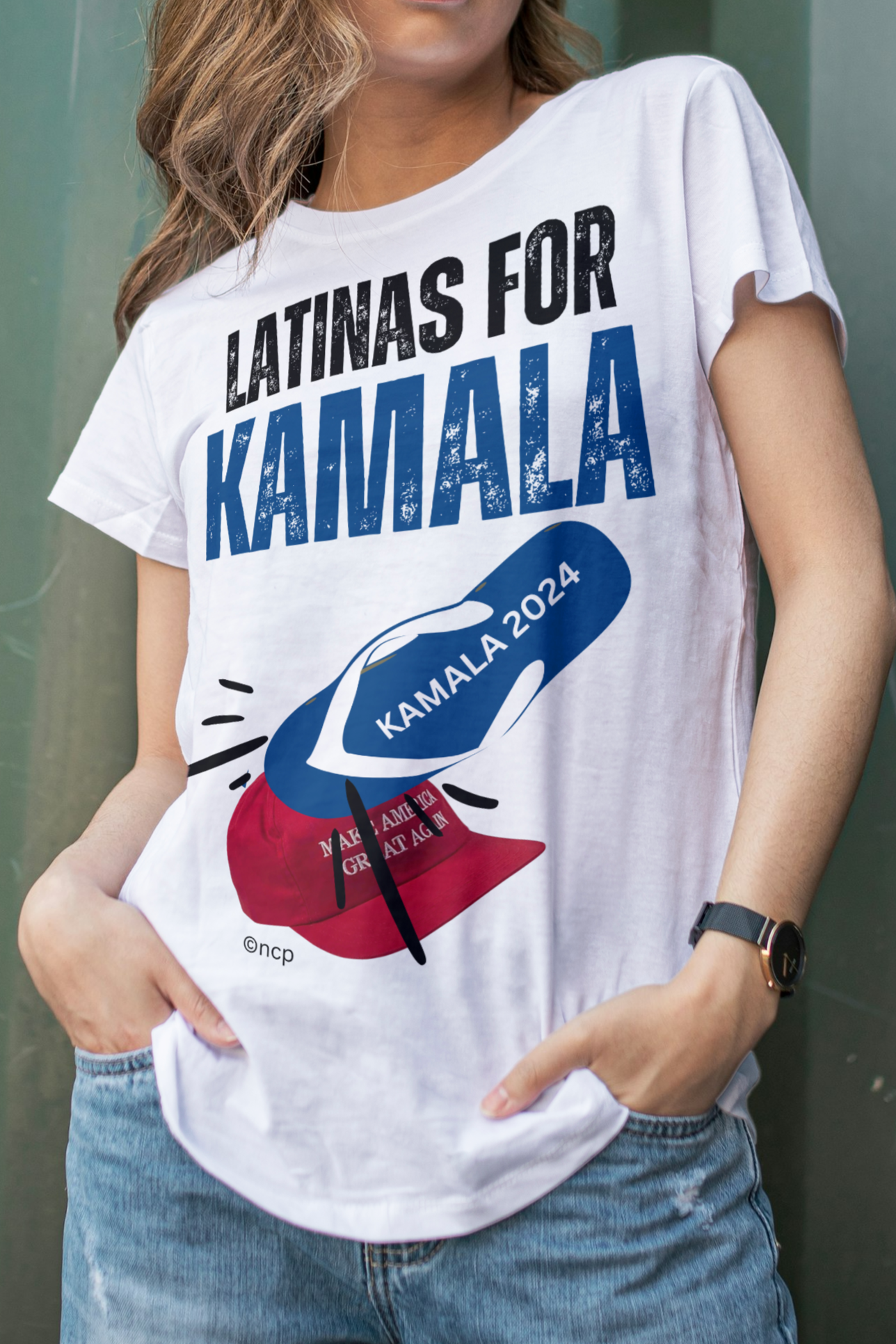 Latinas for Kamala 2024 T-Shirt | La Chancla de Kamala